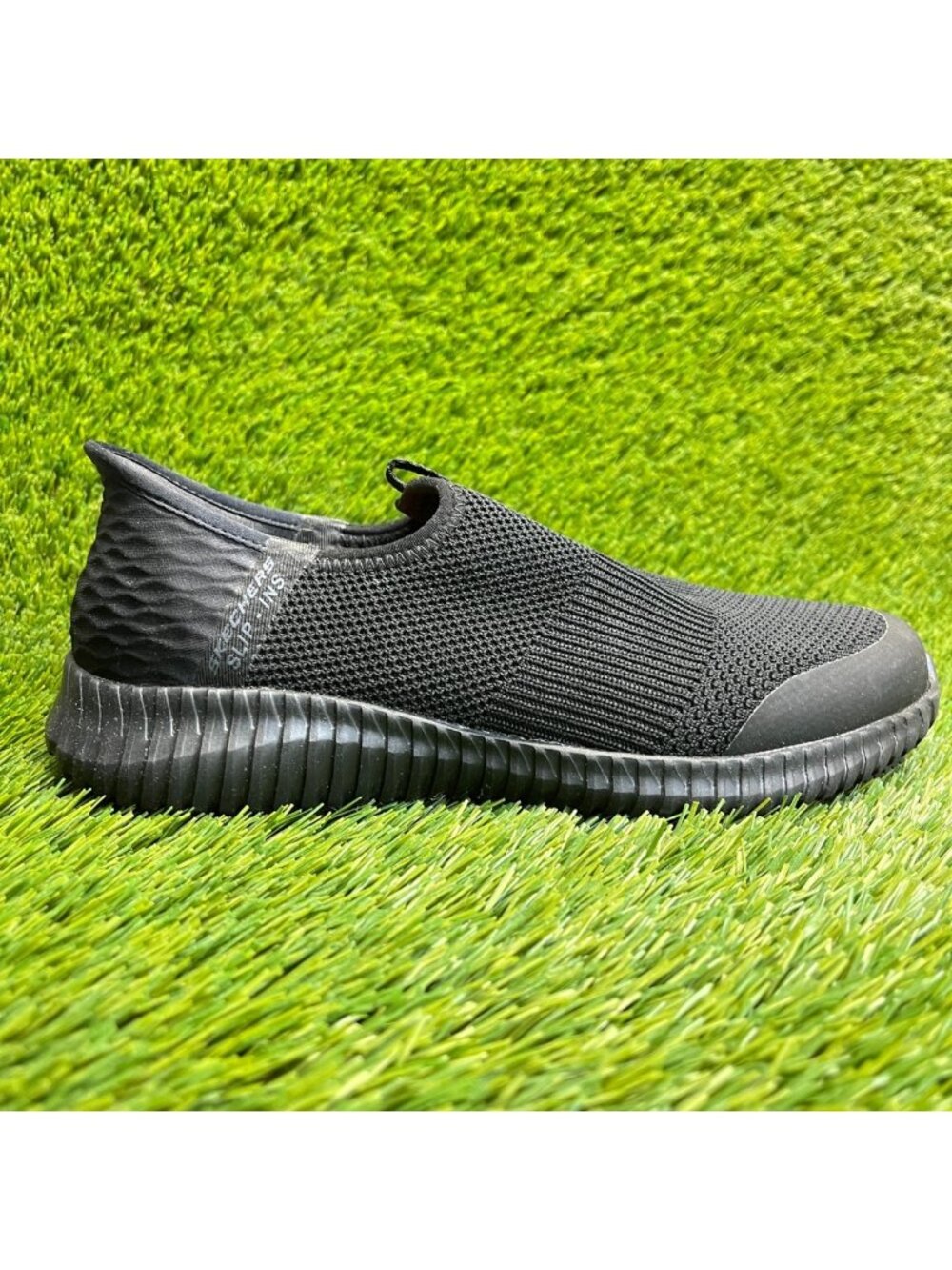 Skechers Cessnock Gwynedd Womens Size 6.5 Black Slip-Ins Work Shoes Sneakers